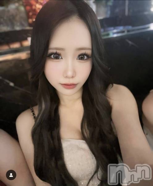 ƲХ顦CLUB FOUR GARDEN(֡եǥ)  2025ǯ822̥֥8/22()18̾жФȤʤޤ