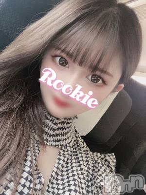 こまち☆美人アパレル店員(20) 身長165cm、スリーサイズB90(E).W57.H87。長岡デリヘル ROOKIE(ルーキー)在籍。