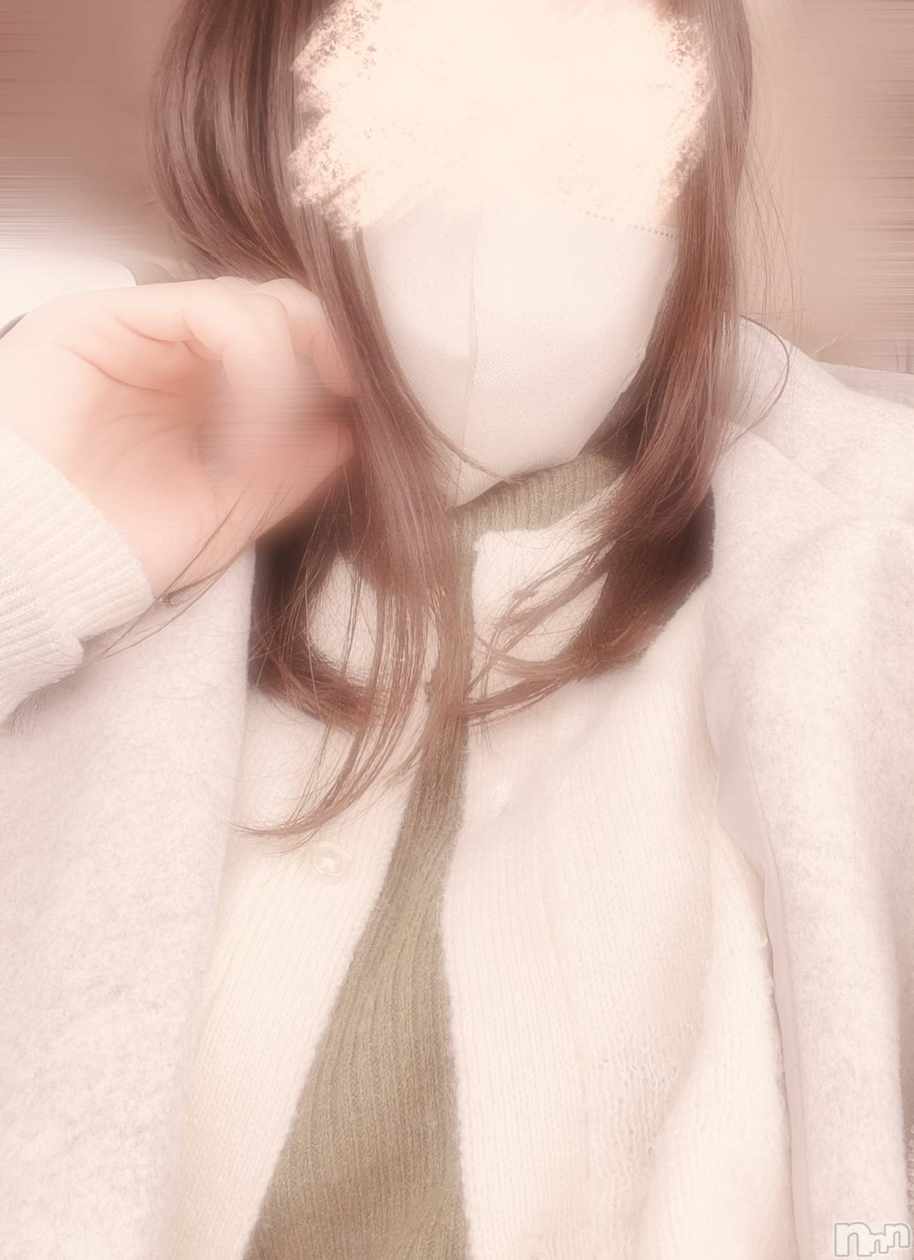 新潟デリヘル人妻楼　新潟店(ヒトヅマロウ　ニイガタテン)歌春(43)の2026年10月4日写メブログ「諸事情によりブログお休み致します☆☆☆」