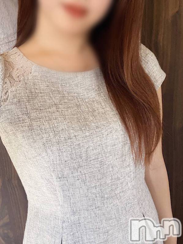 新潟デリヘル(アンフィール)の2024年4月9日お店速報「【本日体験！！】乃〇坂アイドル系の20代新人ちゃん入店💖」