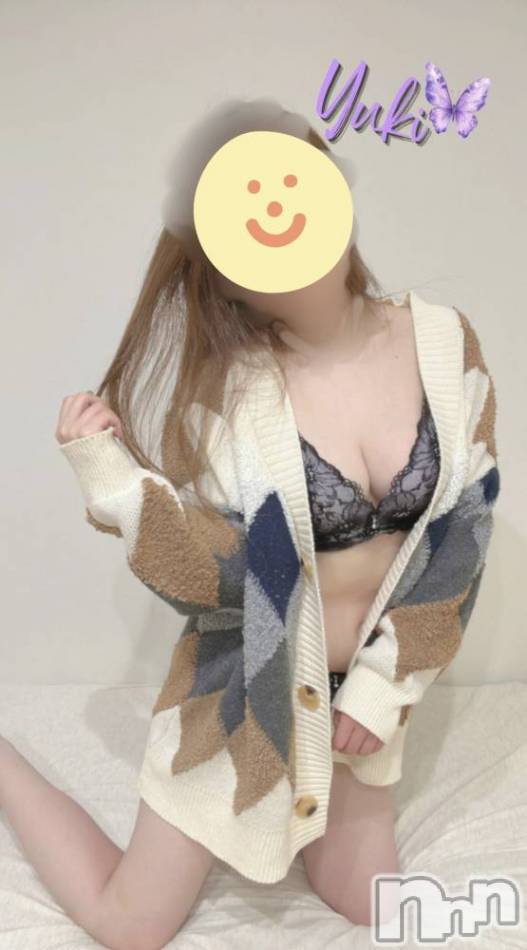 新潟デリヘル(エンドレス)の2026年10月5日お店速報「人気なユキちゃんに空き枠あり！」
