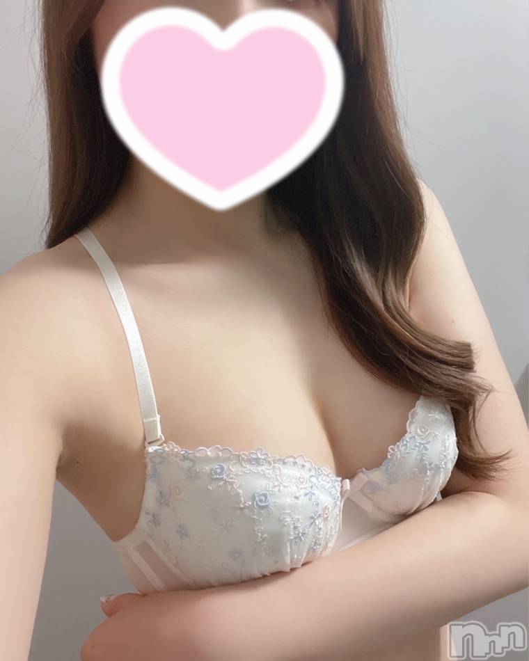 新潟デリヘル(エンドレス)の2022年8月31日お店速報「大人気新人ちゃん奇跡の空き枠が」