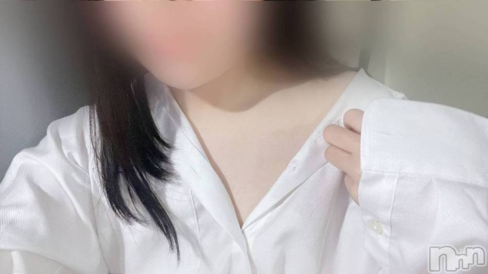 新潟デリヘル(エンドレス)の2023年2月2日お店速報「本日体験3日目の美女が・・・早い者勝ちです！」