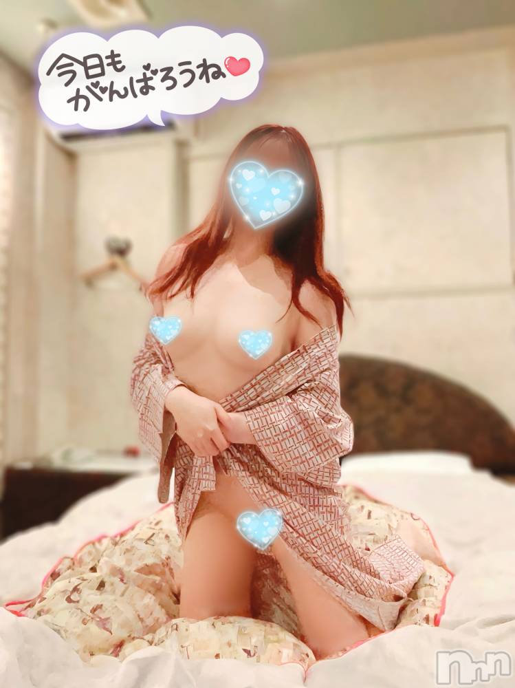 新潟人妻デリヘル新潟の可憐な妻たち～秘密の逢瀬～(ニイガタノカレンナツマタチ～ヒミツノオウセ～) 黒江 しずく(33)の8月8日写メブログ「🩵なしは夜のオキニブログで…💓」