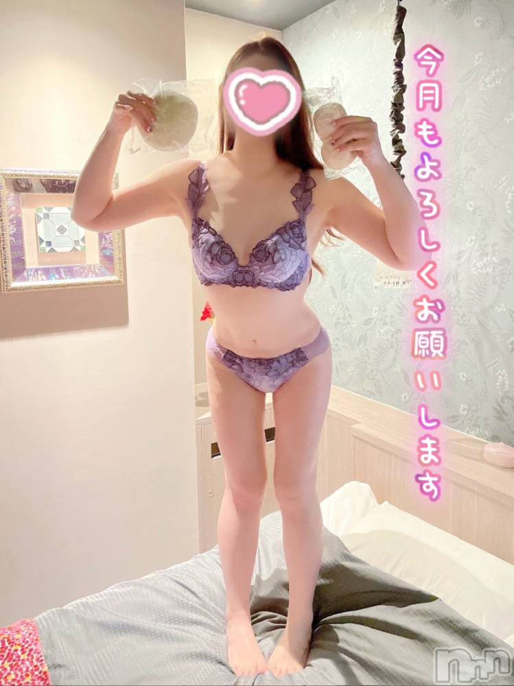 新潟デリヘル新潟の可憐な妻たち～秘密の逢瀬～(ニイガタノカレンナツマタチ～ヒミツノオウセ～) 黒江 しずく(33)の10月1日写メブログ「出勤UPしました💘」