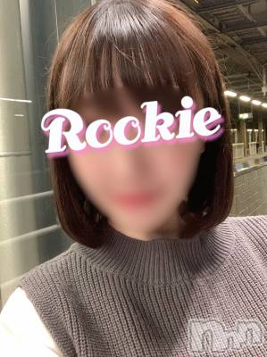 ゆり☆地元新潟みるきー似(23) 身長156cm、スリーサイズB85(D).W57.H84。長岡デリヘル ROOKIE(ルーキー)在籍。