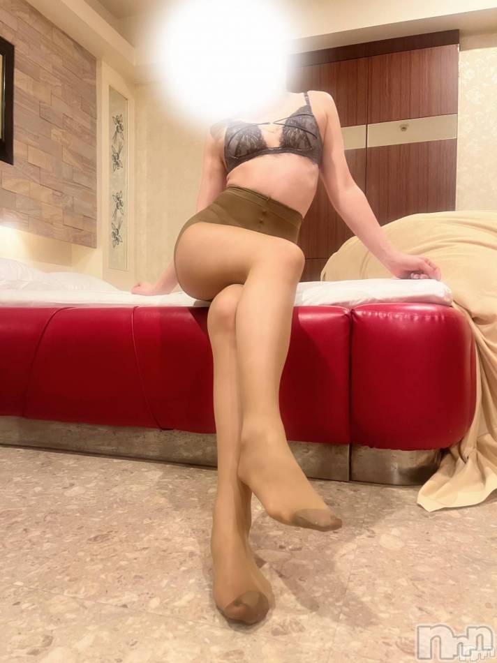 新潟デリヘル(アロファン)の2026年4月12日お店速報「【M男さん必見！】責め好きゆあちゃん最短12時～60分空き枠あり！」