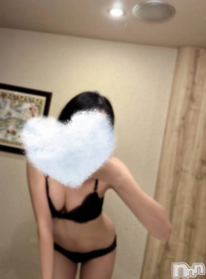 新潟手コキ(アロファン)の2024年12月19日お店速報「アイドル系美少女に抜かれる👍💕ご奉仕大好き美少女をご案内✨」