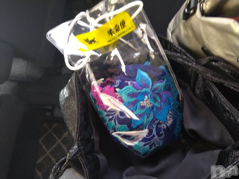 佐久発デリヘル佐久上田人妻隊(サクウエダヒトヅマタイ) さな(43)の1月13日写メブログ「宅急便で～す」