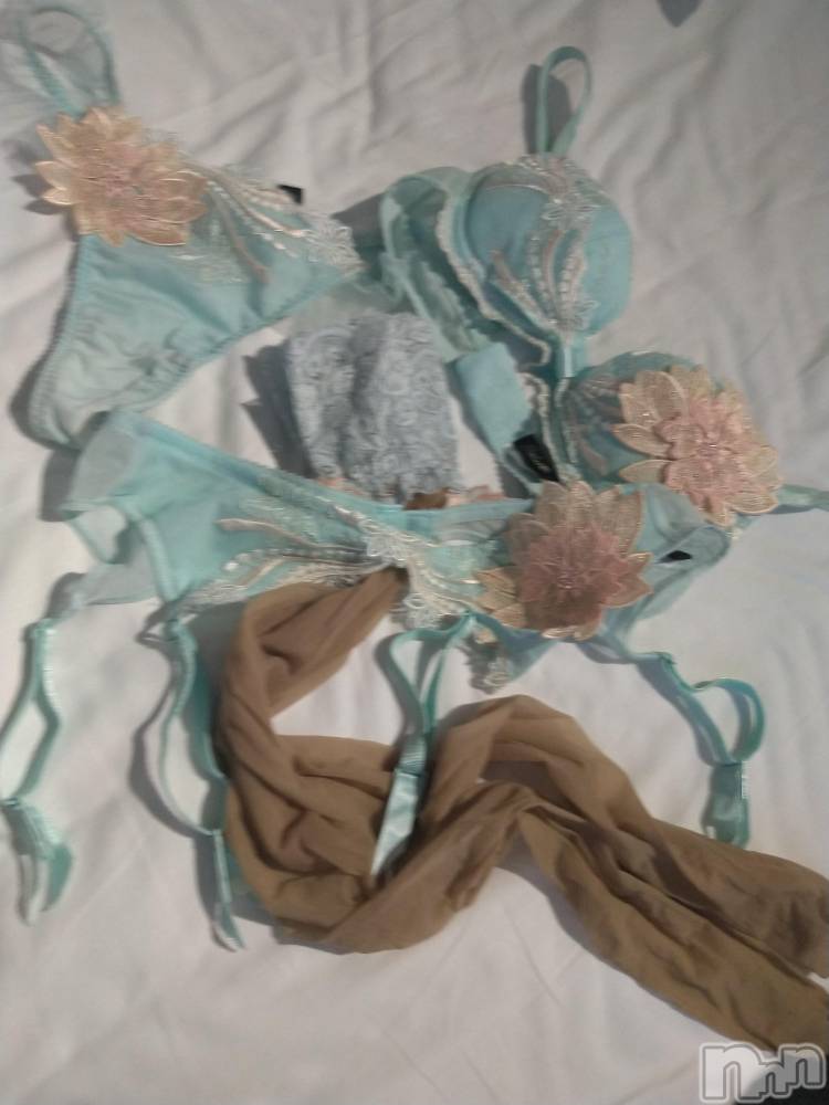 佐久発デリヘル佐久上田人妻隊(サクウエダヒトヅマタイ) さな(43)の5月6日写メブログ「どれにしようかな？」