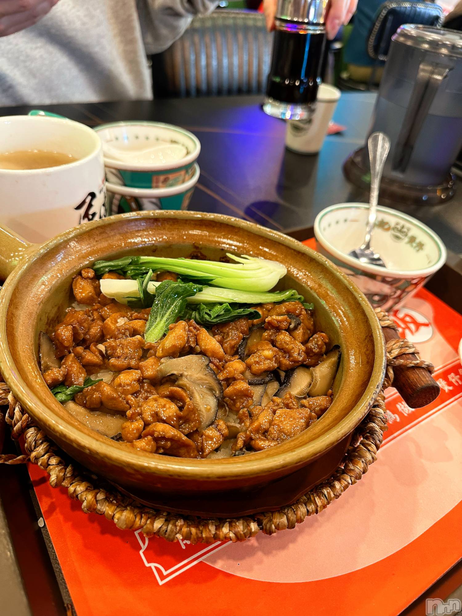 Įʥå륺СL'asile(饸) 2025ǯ42̥֥֤Фϡ