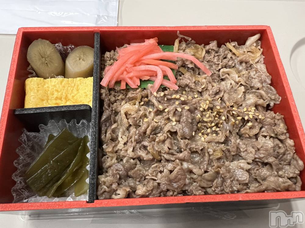 新潟デリヘル奥様特急 新潟店(オクサマトッキュウニイガタテン) うるみ(34)の4月30日写メブログ「駅弁～」