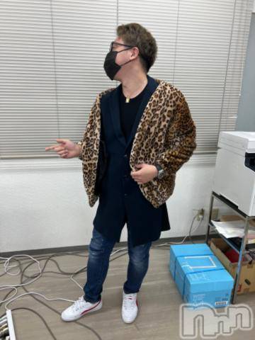 新潟デリヘル奥様特急 新潟店(オクサマトッキュウニイガタテン) うるみ(34)の1月22日写メブログ「店長に着せてみた！」