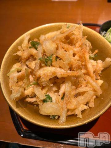 新潟デリヘル奥様特急 新潟店(オクサマトッキュウニイガタテン)うるみ(34)の2022年4月16日写メブログ「お昼ご飯」