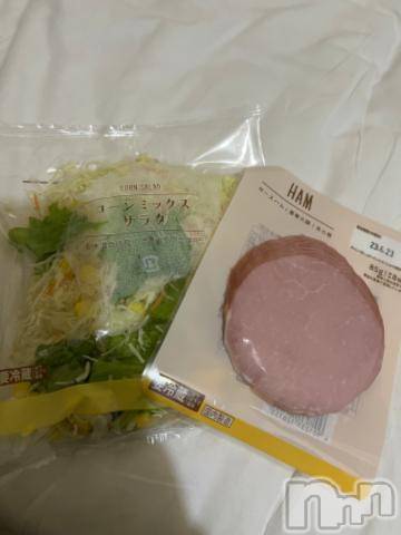 新潟デリヘル奥様特急 新潟店(オクサマトッキュウニイガタテン)うるみ(34)の2023年5月29日写メブログ「何食べたァ？」