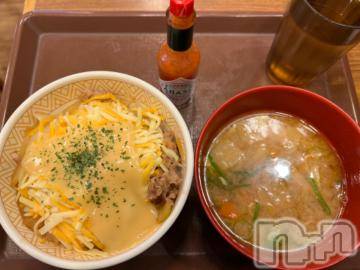 新潟デリヘル奥様特急 新潟店(オクサマトッキュウニイガタテン)うるみ(34)の2023年11月11日写メブログ「チー牛」