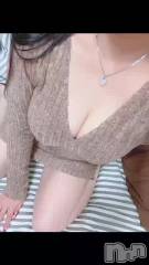 新潟デリヘル奥様特急 新潟店(オクサマトッキュウニイガタテン) うるみ(35)の11月17日動画「この服」