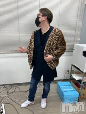 新潟デリヘル 奥様特急 新潟店(オクサマトッキュウニイガタテン) うるみ(35)の1月22日写メブログ「店長に着せてみた！」