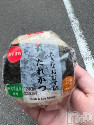 新潟デリヘル 奥様特急 新潟店(オクサマトッキュウニイガタテン) うるみ(35)の7月29日写メブログ「ふむふむ」