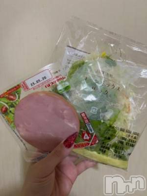 新潟デリヘル 奥様特急 新潟店(オクサマトッキュウニイガタテン) うるみ(35)の5月10日写メブログ「お野菜お野菜❣️」