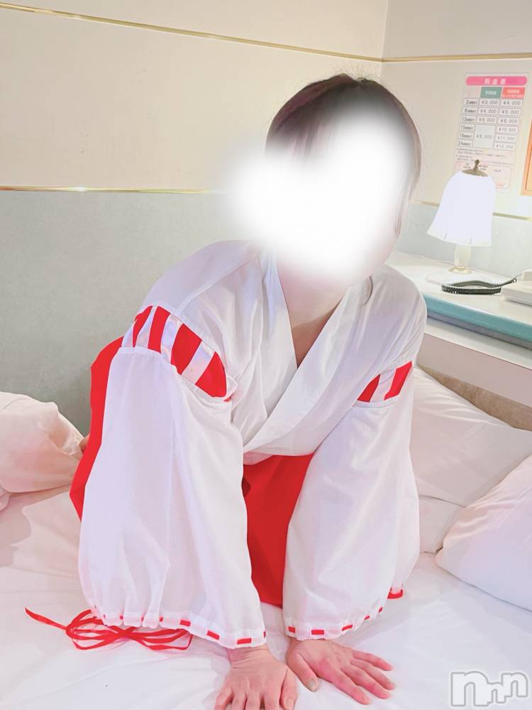 長岡デリヘルフェイム長岡店　地元の子と会える！地域密着専門店(フェイムナガオカテン) えみか☆癒し系美女(25)の12月23日写メブログ「一足お先に💕」