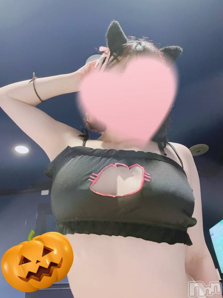 長岡デリヘルフェイム長岡店　地元の子と会える！地域密着専門店(フェイムナガオカテン) えみか☆癒し系美女(25)の10月26日写メブログ「さてさて‥イタズラしようかな」