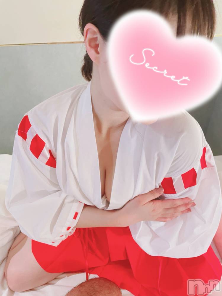 長岡デリヘルフェイム長岡店　地元の子と会える！地域密着専門店(フェイムナガオカテン) えみか☆癒し系美女(25)の12月10日写メブログ「今日の夜は‥」