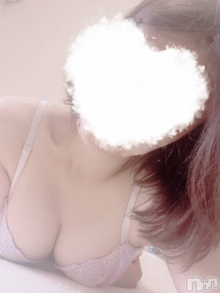 長岡デリヘルフェイム長岡店　地元の子と会える！地域密着専門店(フェイムナガオカテン) えみか☆癒し系美女(25)の10月25日写メブログ「お久しぶりに💕」