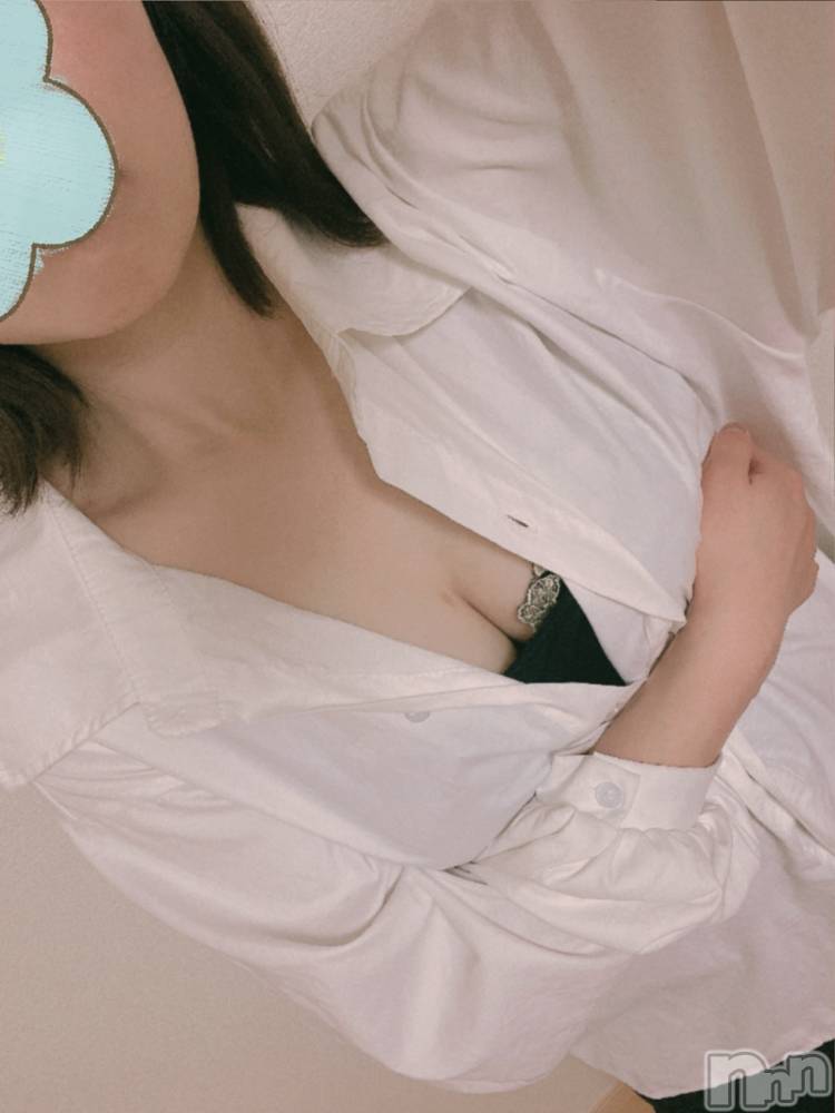 長岡デリヘルフェイム長岡店　地元の子と会える！地域密着専門店(フェイムナガオカテン) えみか☆癒し系美女(25)の4月2日写メブログ「土曜日いきます🎶」