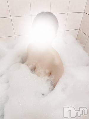 長岡デリヘル フェイム長岡店　地元の子と会える！地域密着専門店(フェイムナガオカテン) えみか☆癒し系美女(25)の8月3日写メブログ「土曜日15時～🥰」