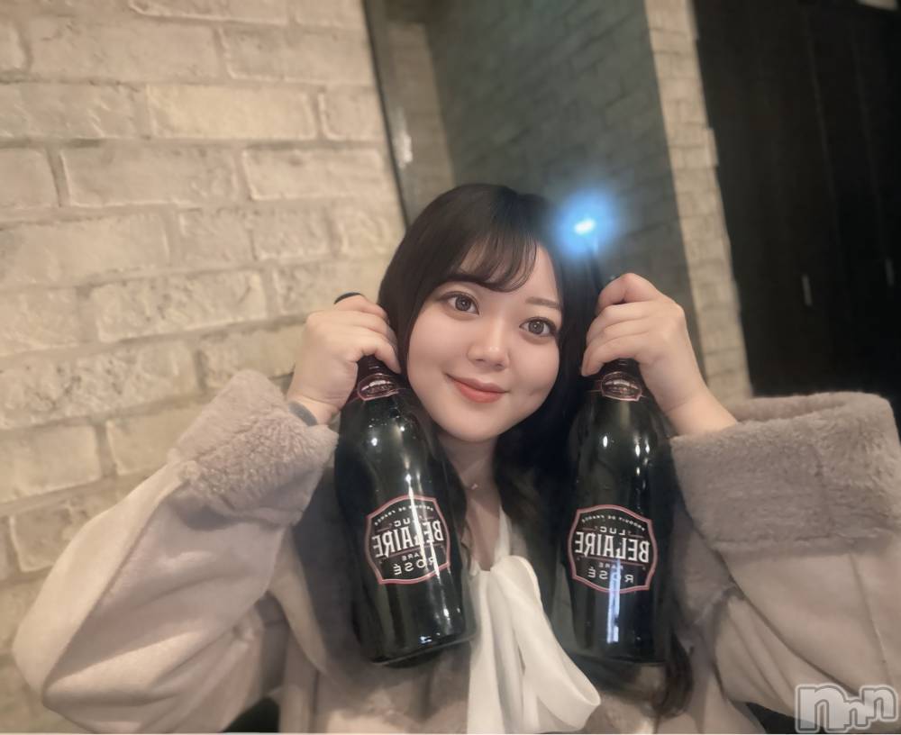 ����������ʥå��������륺�С�Girls Bar Bacchus�������Ź(�Хå��������ޥ��ƥ�) ��������1��18���̥�֥�����🍾💖��