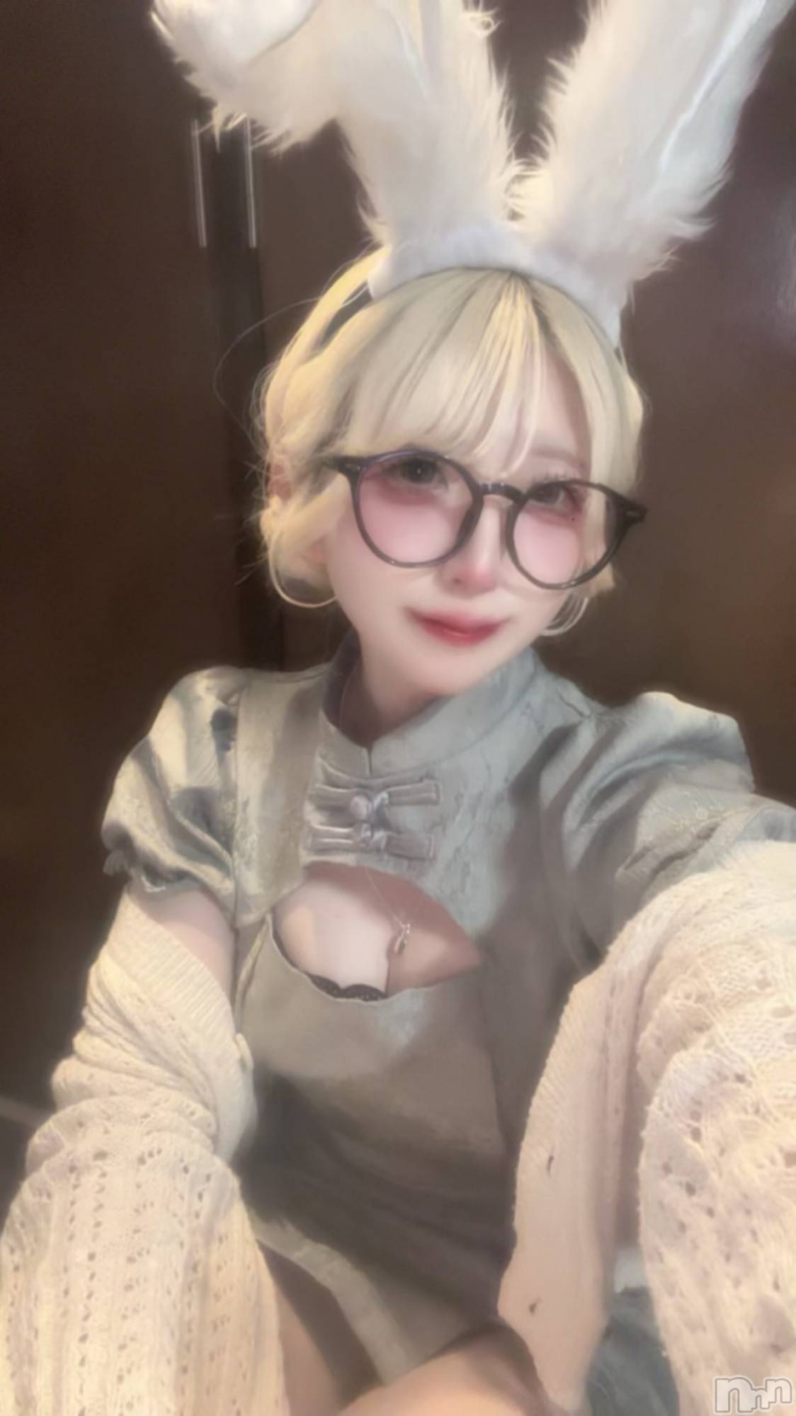 新潟駅前スナック・ガールズバーVeronica-ヴェロニカ-(ヴェロニカ) の2025年11月1日写メブログ「🦇🕸𝑯𝒂𝒑𝒑𝒚 𝑯𝒂𝒍𝒍𝒐𝒘𝒆𝒆𝒏🎃🕯」