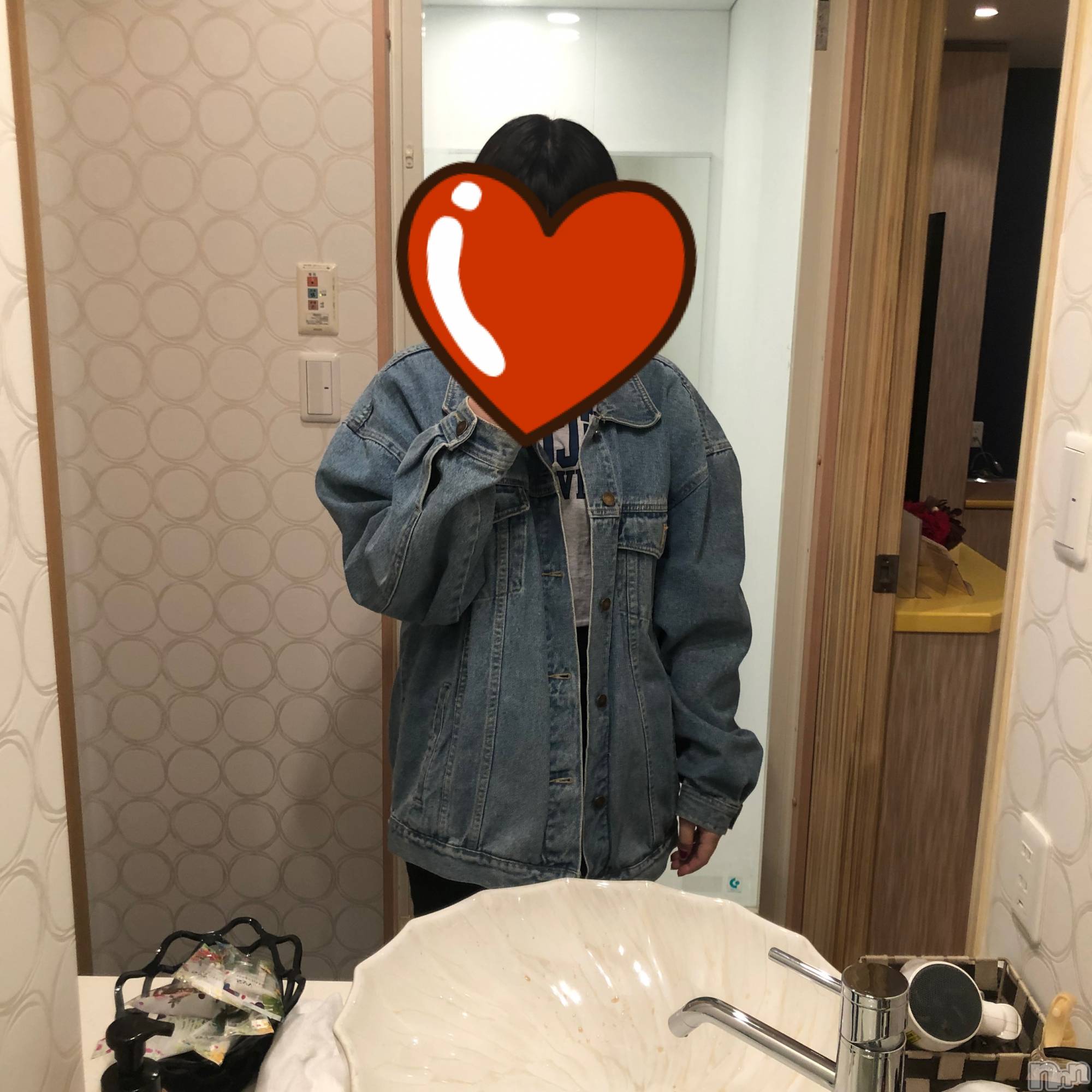 三条デリヘル新潟デリヘル倶楽部　三条店(ニイガタデリヘルクラブ　サンジョウテン)あいり(20)の2021年11月23日写メブログ「初出勤！」