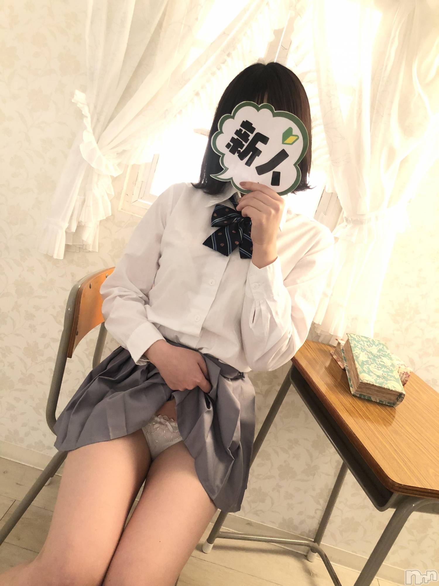 三条デリヘル新潟デリヘル倶楽部　三条店(ニイガタデリヘルクラブ　サンジョウテン)あいり(20)の2021年12月9日写メブログ「制服」