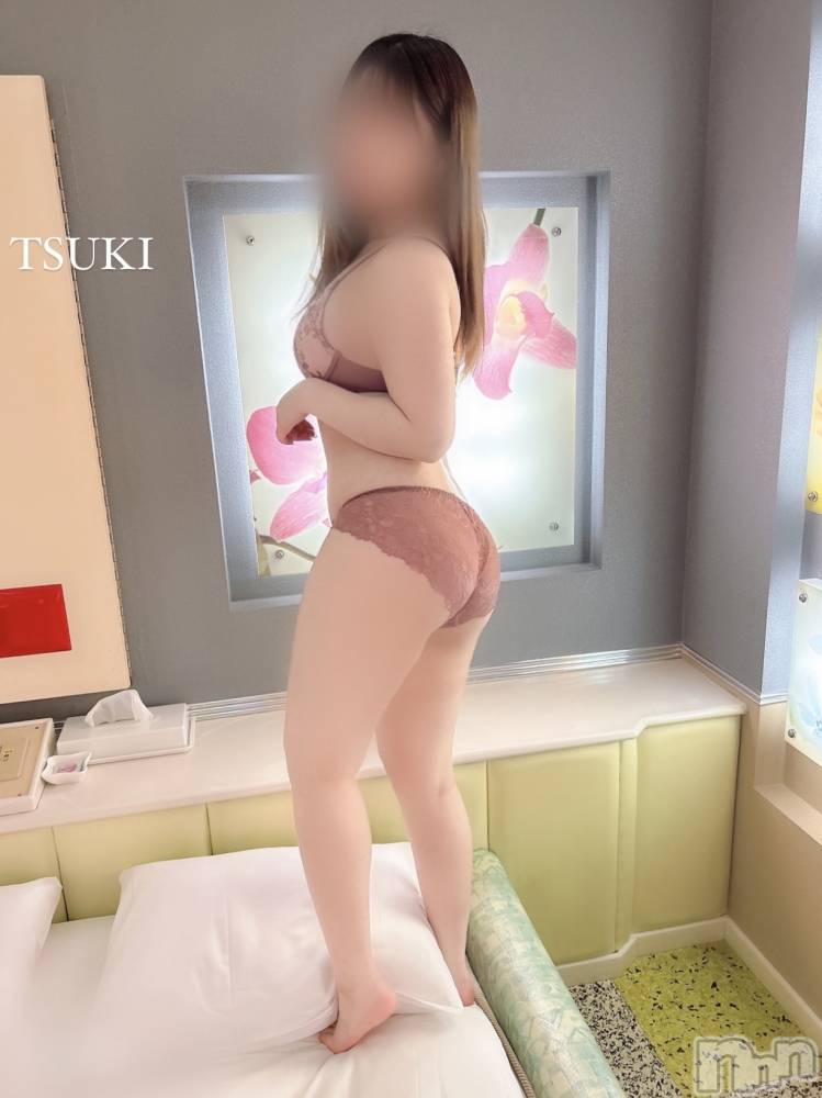 新潟デリヘルENDLESS-安心の地元新潟の素人のみ-(エンドレス) ツキ☆彼女感MAX癒し系美少女(21)の4月22日写メブログ「◯◯にハマり中なんです」