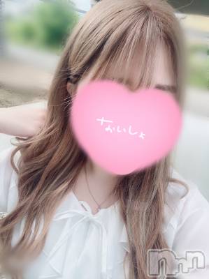 新潟デリヘル ENDLESS-安心の地元新潟の素人のみ-(エンドレス) ツキ☆彼女感MAX癒し系美少女(21)の7月25日写メブログ「初オ◯ニーは実家の階段で、、」