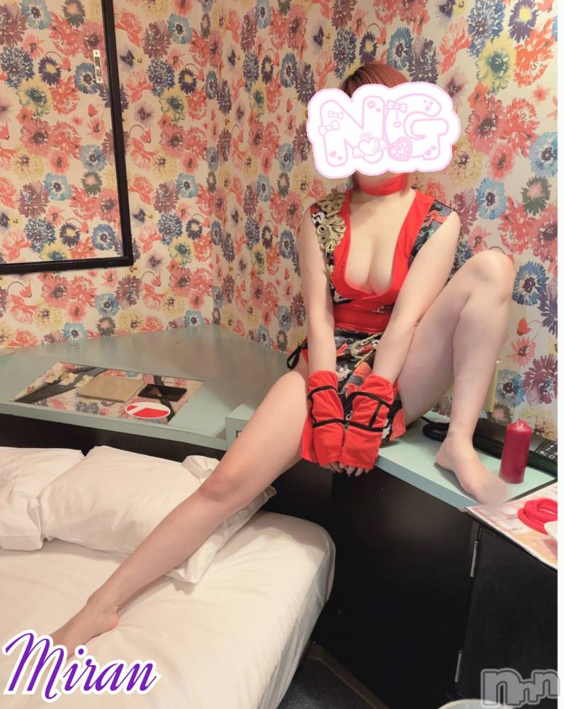 長岡デリヘルフェイム長岡店　地元の子と会える！地域密着専門店(フェイムナガオカテン) みらん★小悪魔系(25)の8月22日写メブログ「脚で蹂躙」