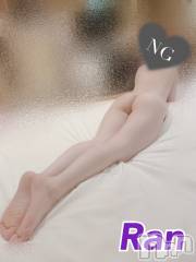 長岡デリヘルフェイム長岡店　地元の子と会える！地域密着専門店(フェイムナガオカテン) みらん★小悪魔系(25)の4月3日写メブログ「中指が疼く」