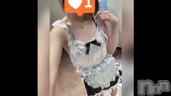 せりなの動画 メイドさんおっぱいボロン