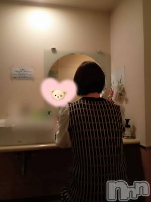 三条デリヘル 人妻じゅんちゃん-出稼ぎ0！地元の奥様専門-(ヒトヅマジュンチャン) 柏木みさと☆超スレンダー(37)の2月1日写メブログ「月曜日レアもんです（笑）お昼～待ってます」