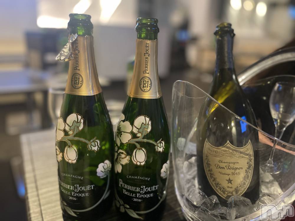 �����������Х��顦�����Blanc (�֥��) �ᤤ��12��18���̥�֥����֤�Ω�ɤʡ�