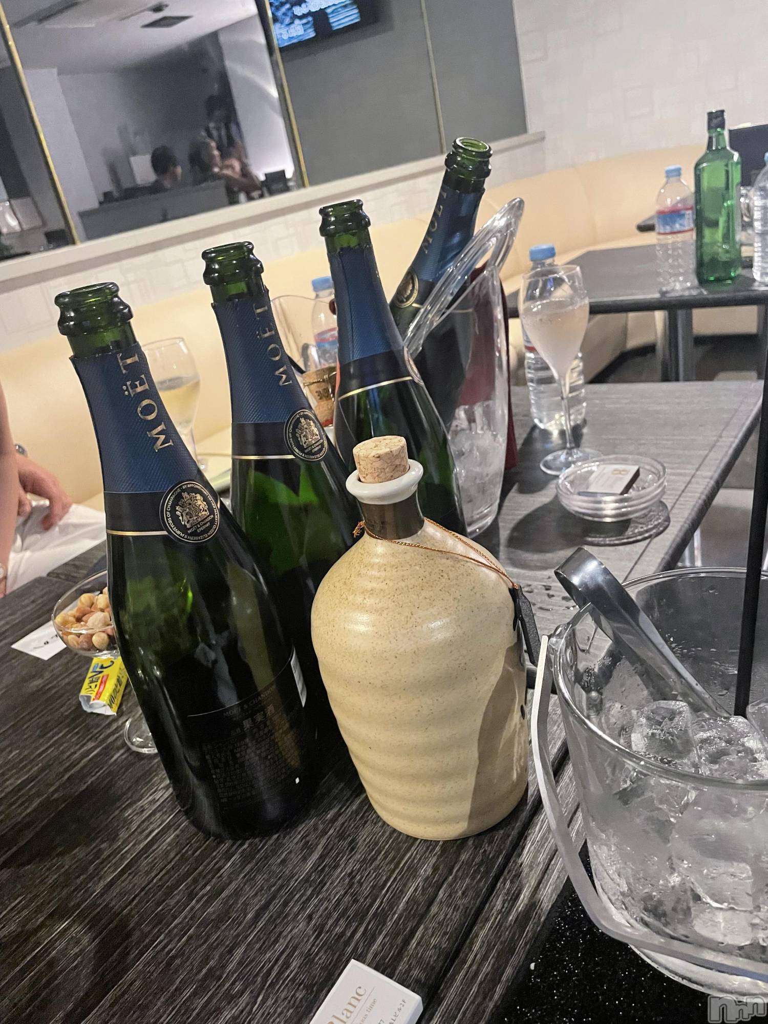 Х顦Blanc (֥) 2025ǯ1127̥֥֤ڤ