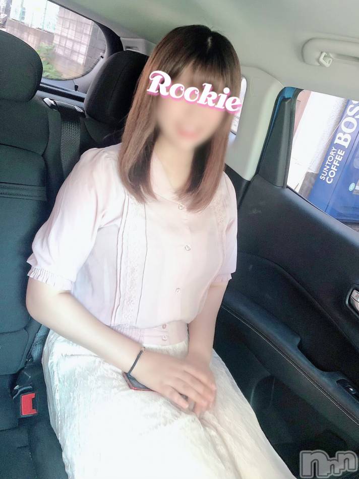 長岡デリヘル(ルーキー)の2020年8月18日お店速報「清楚系Fカップ巨乳×新潟美女20歳『かのんちゃん』最短16時よりご案内♪」