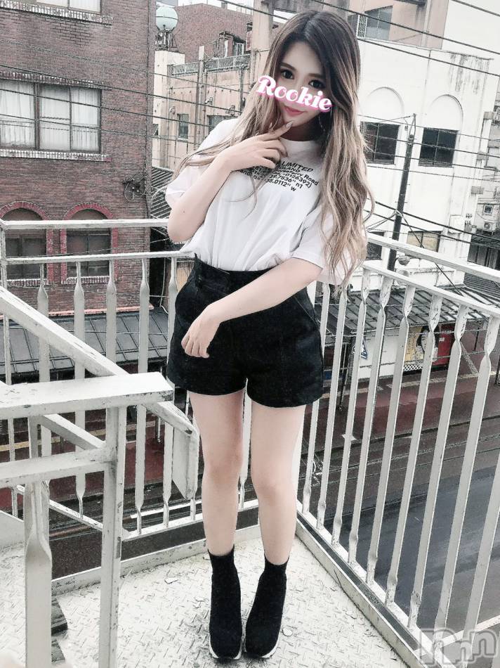 長岡デリヘル(ルーキー)の2020年9月18日お店速報「最高に可愛いギャル系19歳『りおなちゃん』今すぐご案内可能です！！」