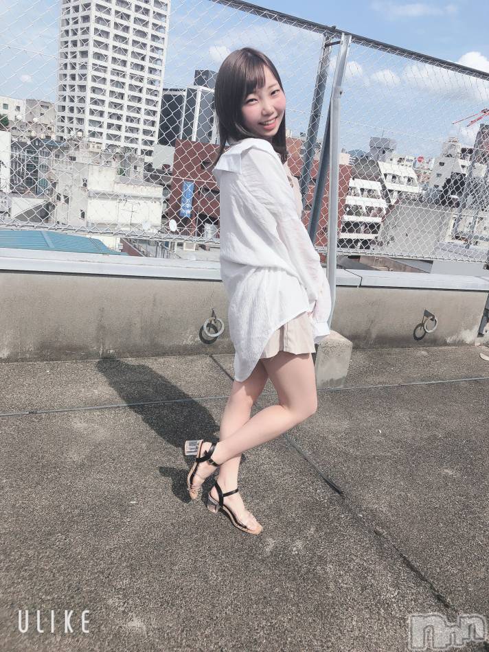 長岡デリヘル(ルーキー)の2020年10月18日お店速報「巷で話題のTikTok美女『せなちゃん』今すぐご案内可能です！！❤️」