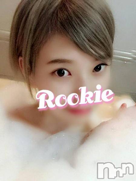 長岡デリヘル(ルーキー)の2018年12月6日お店速報「本○翼似のショートカット美女『なつめちゃん』本日体験入店！！」