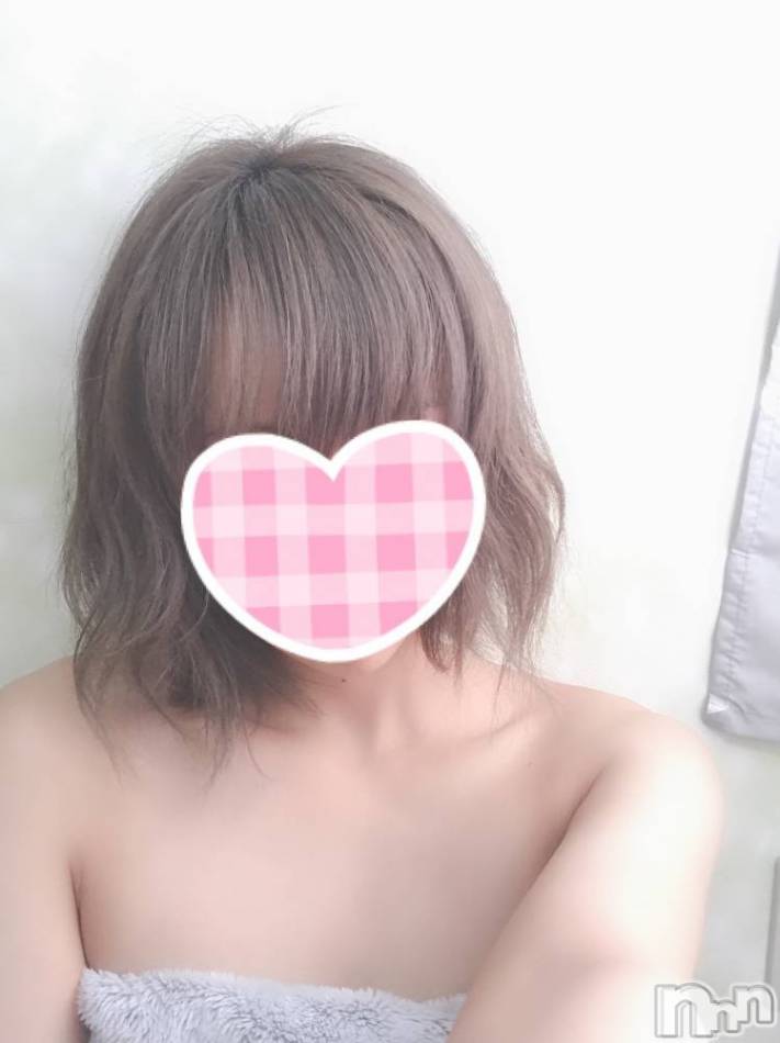 長岡デリヘル(ルーキー)の2019年4月9日お店速報「超超超レア出勤の激カワ新潟美人『りんちゃん』本日出勤！！まだ空き有り」