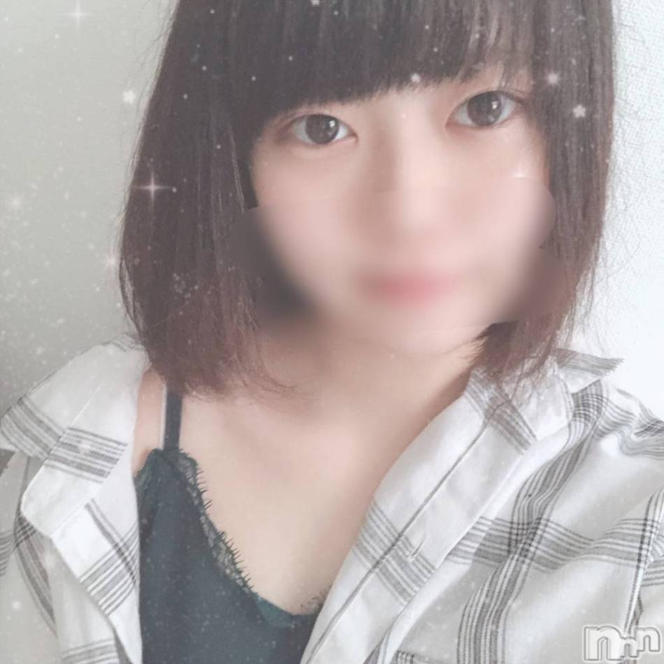 長岡デリヘル(ルーキー)の2019年6月25日お店速報「平手友梨奈似の現役パティシエ超美乳Ｅカップ美女『にじかちゃん』出勤中！」