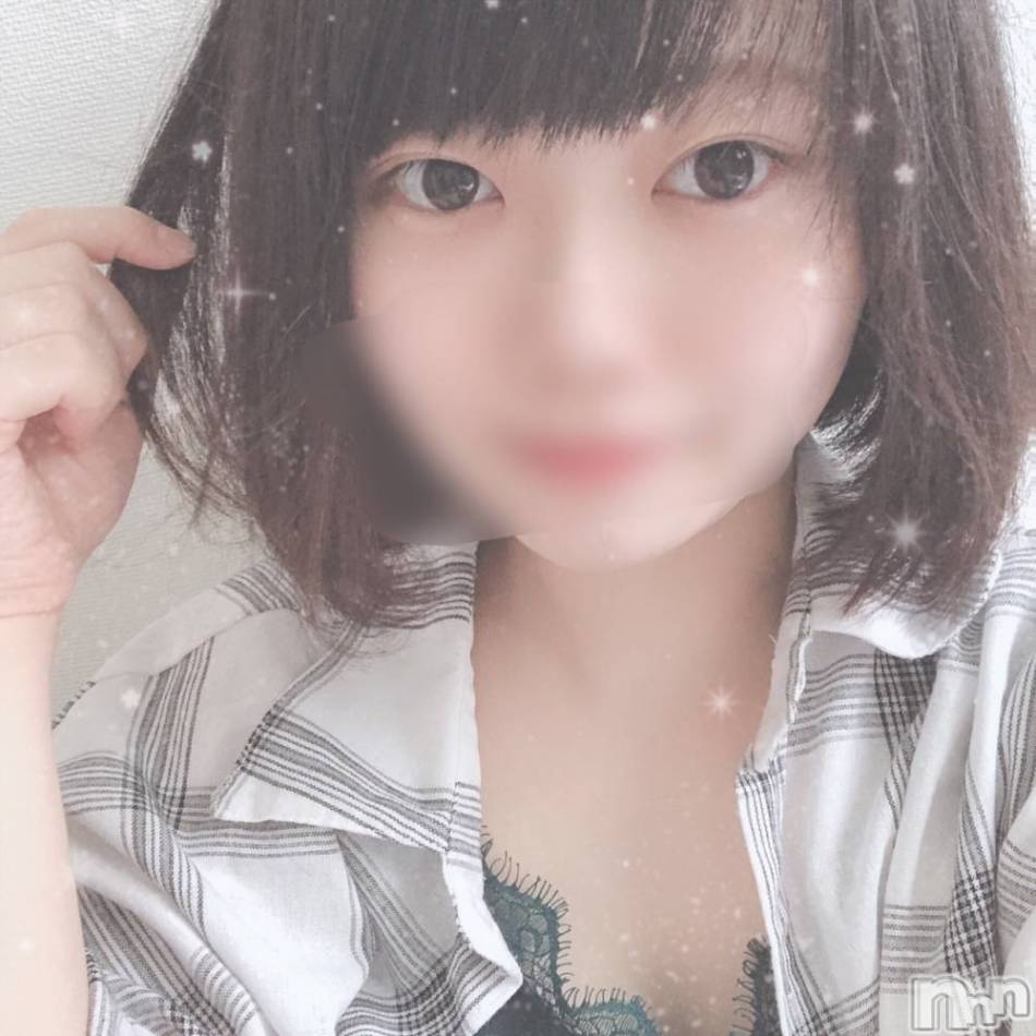長岡デリヘル(ルーキー)の2019年6月26日お店速報「平手友梨奈似の現役パティシエ超美乳Ｅカップ美女『にじかちゃん』出勤中！」