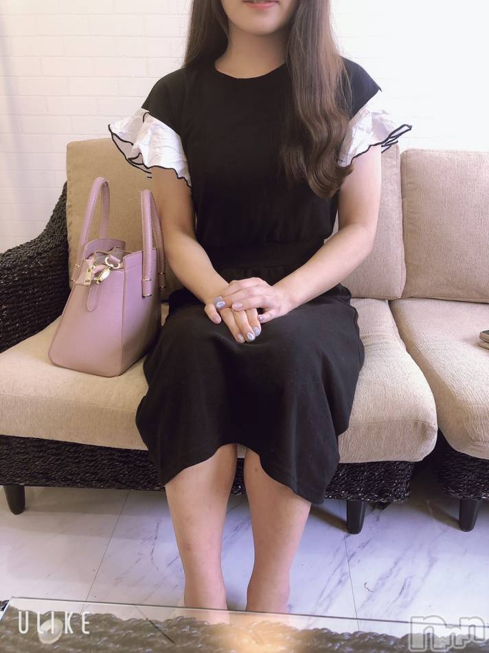 長岡デリヘル(ルーキー)の2020年7月5日お店速報「只今面接中！！清楚系Ｅカップ美女『ひろかちゃん』このあと15時から♪」